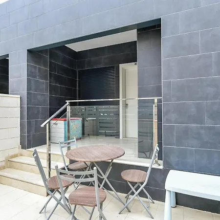 Apartamento 010 New - Alicante