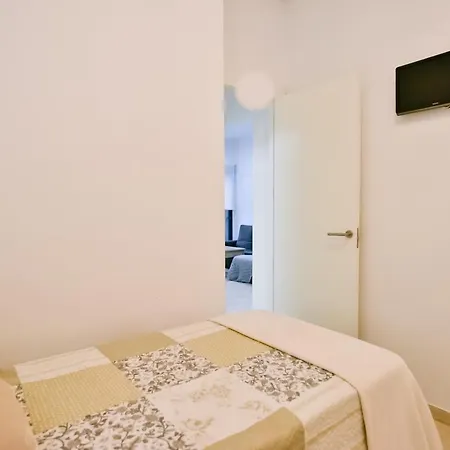 Apartment 010 New - Alicante *