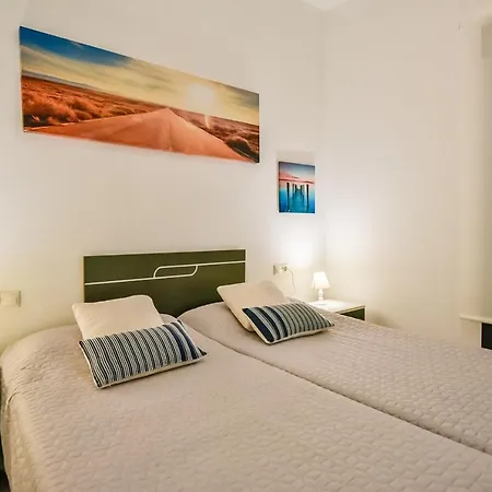 010 New - Alicante